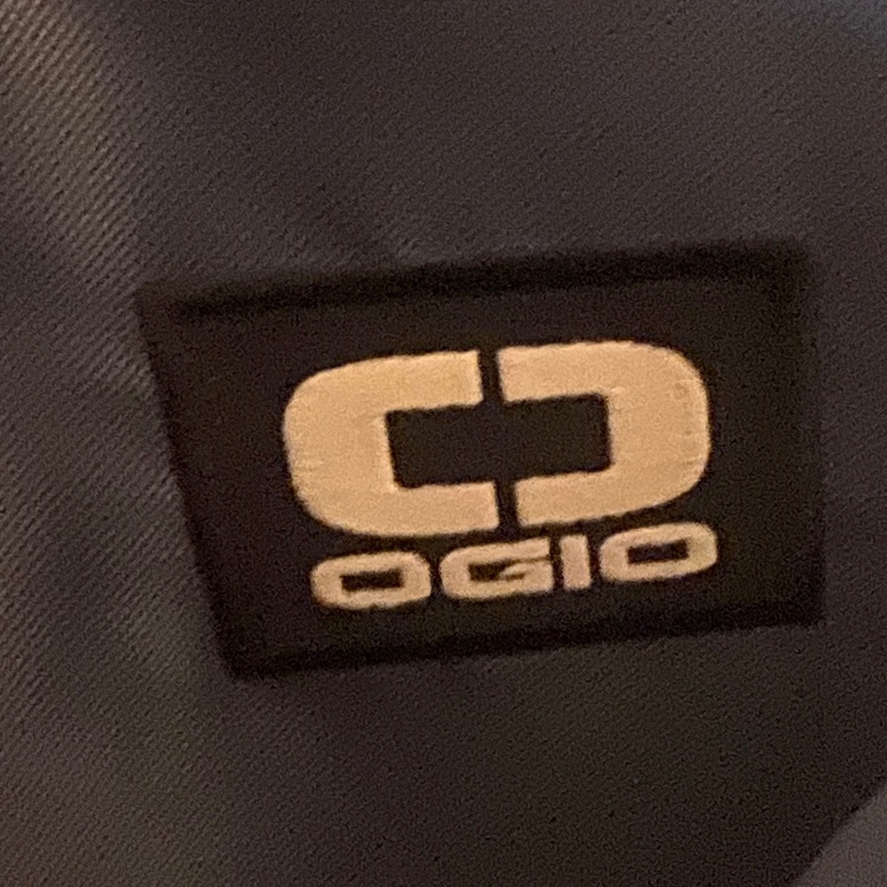 OGIO Convertible Backpack Tote Bag Gray Nylon Laptop Sleeve Commuter - Picture 5 of 11